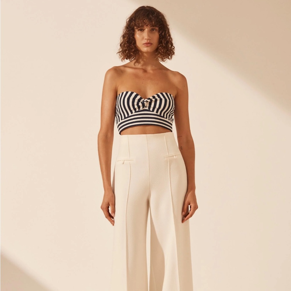 Shona Joy Oceane strapless twist top.  Navy/Ivory.  New with tags.